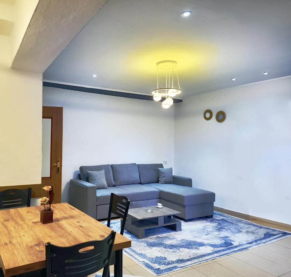 Apartament Center Apartment, 30m From Center.