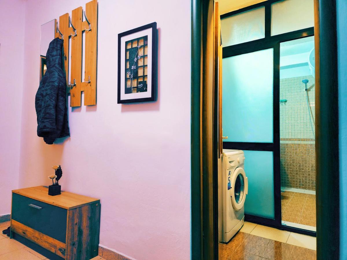 Center Apartment, 30m From Center. Apartament