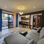 Tirana Center Apartment, 30M From Center.